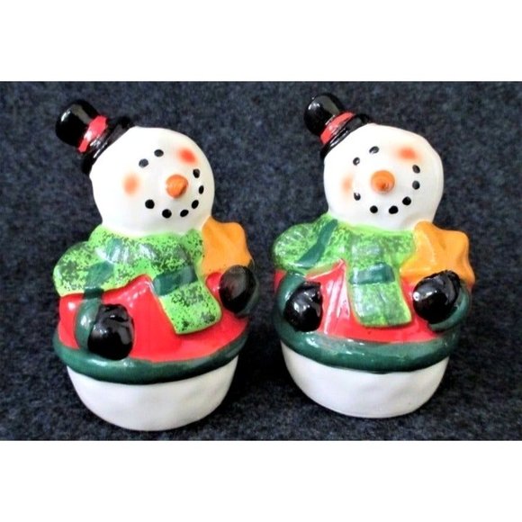 Snowman Salt Pepper Shakers Winter Christmas Holiday Decor - Picture 1 of 4
